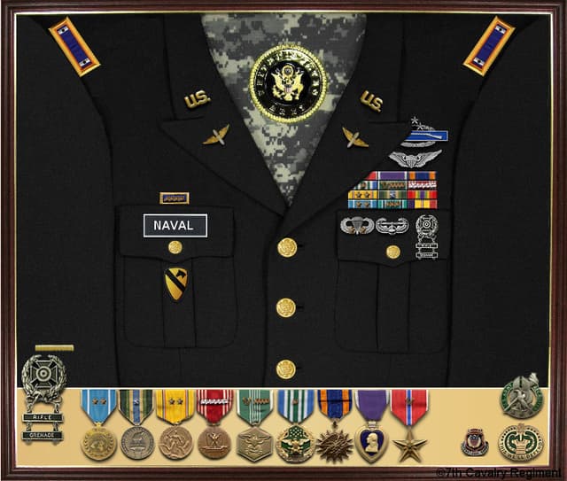 Darryl Naval uniform