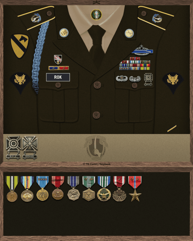 Matthew Rok uniform