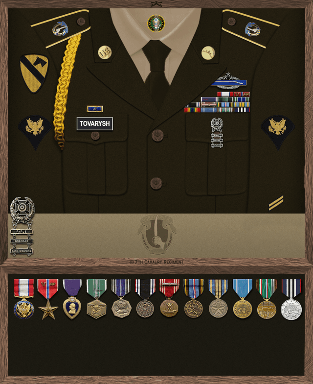 Ushakova Tovarysh uniform